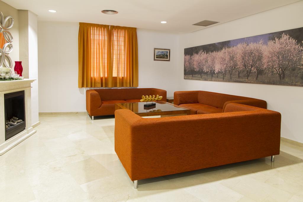 Villa De Biar Buitenkant foto
